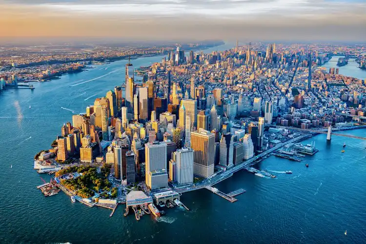 Vista aérea de Manhattan, em Nova York, nos Estados Unidos.
