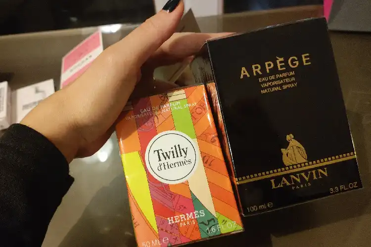Perfumes para cada cidade.