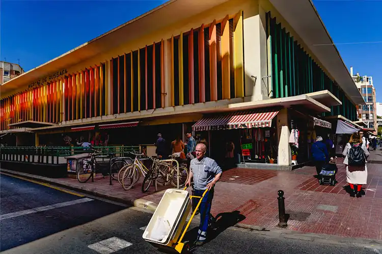 Fachada do mercado de Ruzafa em Valência