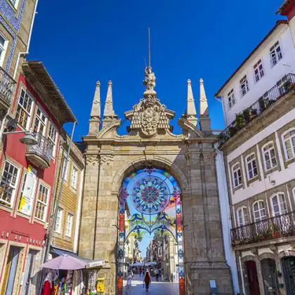 É possível encontrar apartamento para alugar no centro histórico de Braga, Portugal