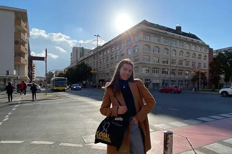 Michelle quando morava em Berlim