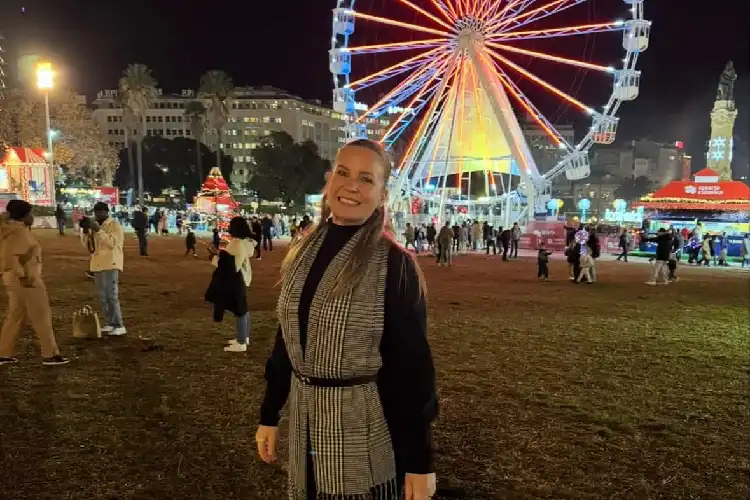 Jovem em parque