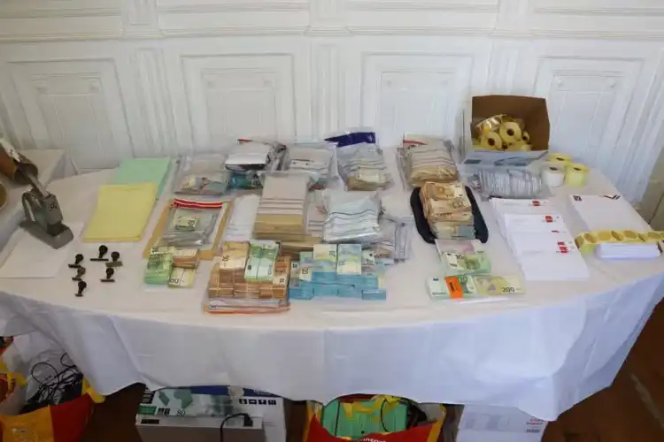 Material apreendido pela PJ de Portugal