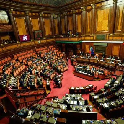 Senado aprova a restrição da cidadania italiana