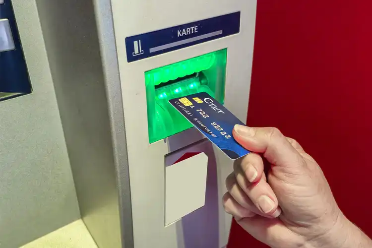 Existem vários tipos de conta bancária na Alemanha, escolher o ideal para você é essencial