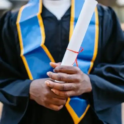 Estudante que vai validar diploma na França.