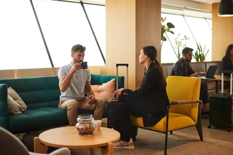 Os benefícios de um cartão internacional podem incluir acesso ao Lounge Vip no aeroporto
