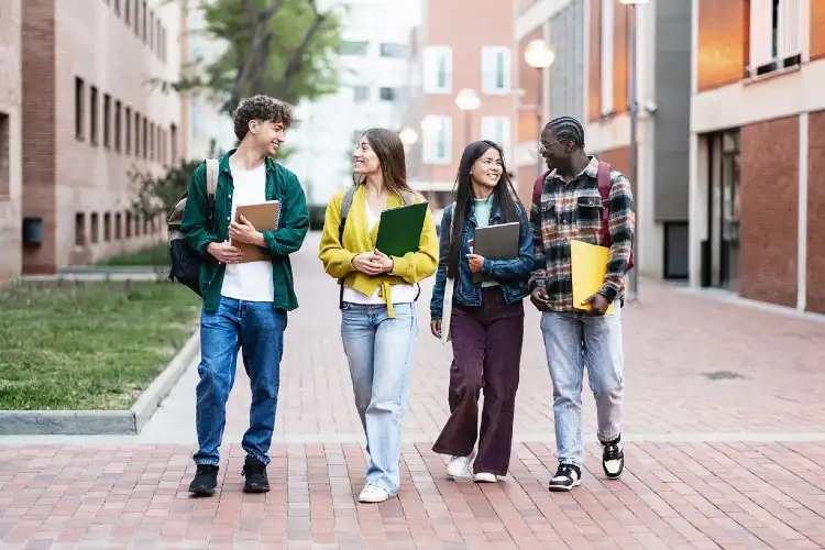 Uma das maiores vantagens de fazer mestrado fora do país é a troca cultural com estudantes e profissionais