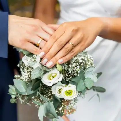 Recém-casados com possibilidade de solicitar cidadania alemã por casamento