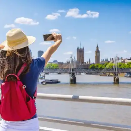 Saber quanto dinheiro levar para Inglaterra é importante para turismo.