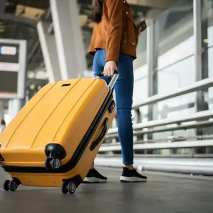 Seguro viagem premium garante proteção ampla ao viajante.