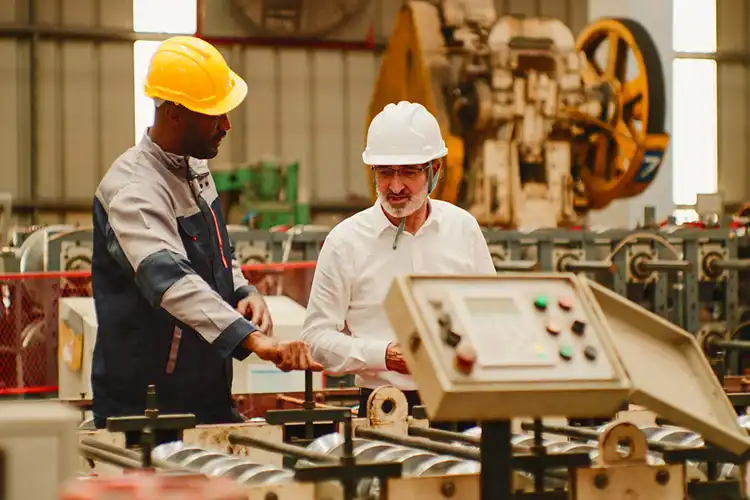 A indústria em Portugal é um dos setores com maior demanda de trabalho