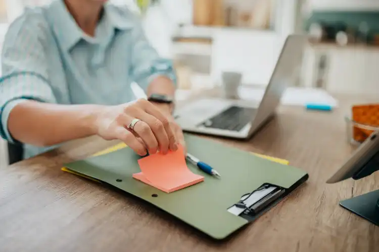 Tradutor juramentado em espanhol em dia de trabalho