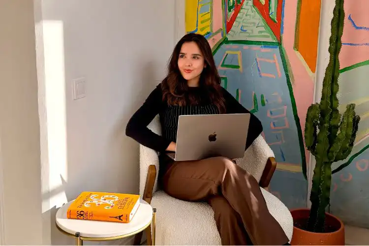 Brasileira que trabalha na Espanha