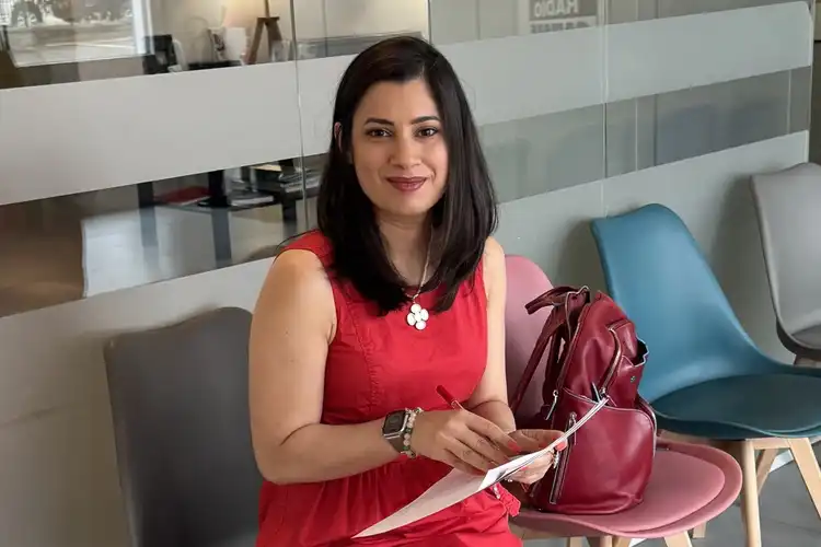 Marcela Oliveira é uma brasileira que vive na Itália