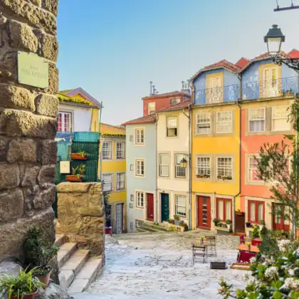 Ruas da Ribeira, no Porto, Portugal