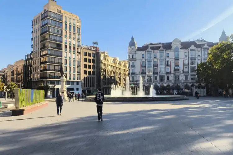 Entrada do parque Campo Grande no centro de Valladolid