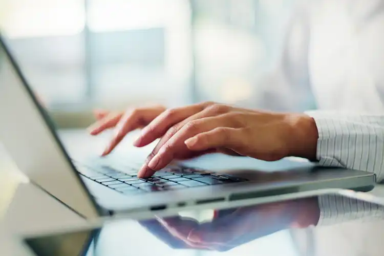 Como solicitar visto para nômade digital em Portugal